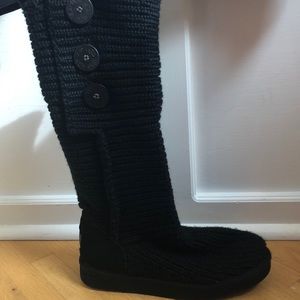 Black Sweater Uggs